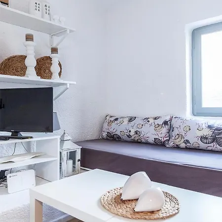 Oasis By Angels Group Mykonos Casa de Férias Agios Ioannis Diakoftis